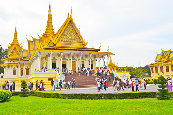 Tour Campuchia - Hoàng Cung - Chùa Vàng , Bạc - Nagaworld